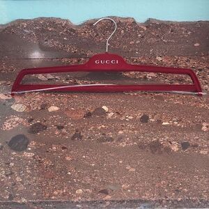 GUCCI red velvet hanger